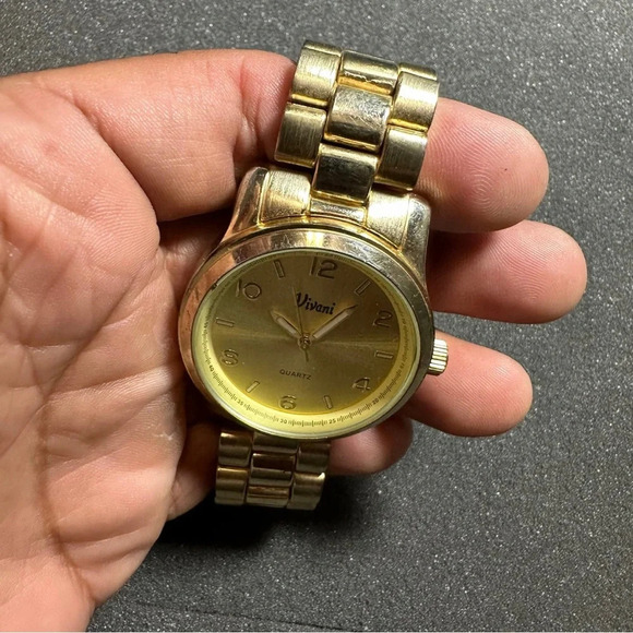 Vivani Ladies Quartz Watch Gold Tone Gold Dial Working With New Battery - Picture 4 of 8